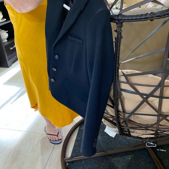 Blazer - Picture 9 of 10